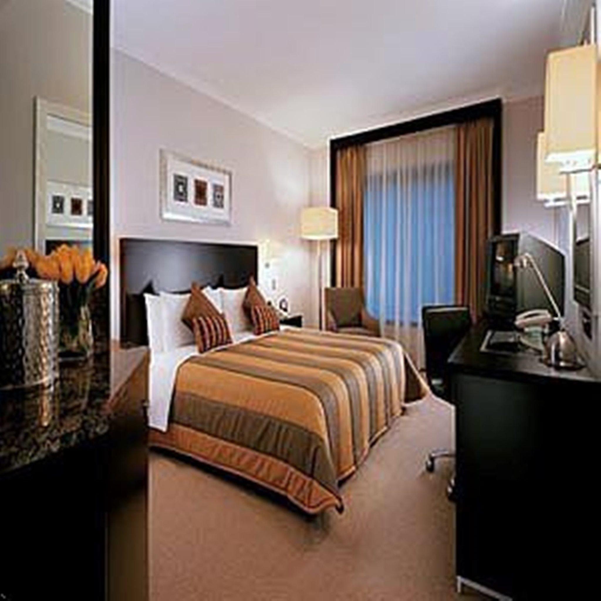 Traders Hotel, Abu Dhabi Esterno foto